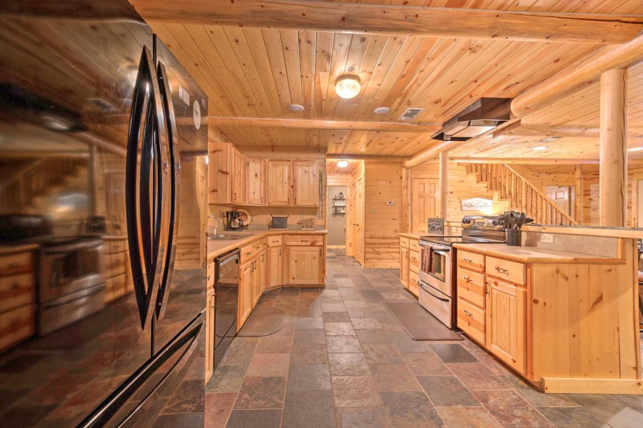 Broken Bow Retreat On 2 Acres With Hot Tub And Deck! Vila Exterior foto