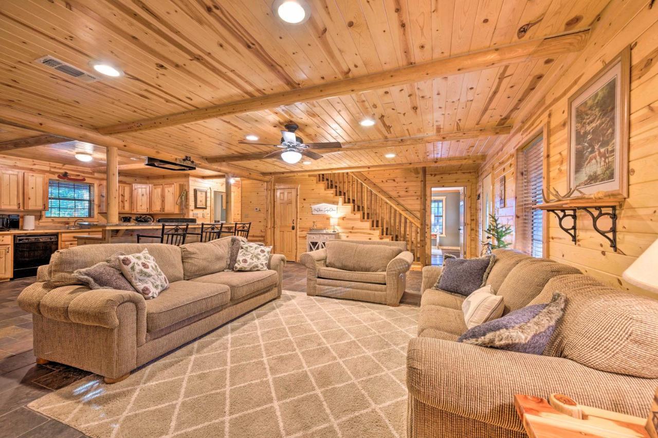 Broken Bow Retreat On 2 Acres With Hot Tub And Deck! Vila Exterior foto