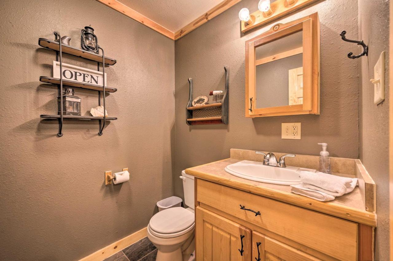 Broken Bow Retreat On 2 Acres With Hot Tub And Deck! Vila Exterior foto