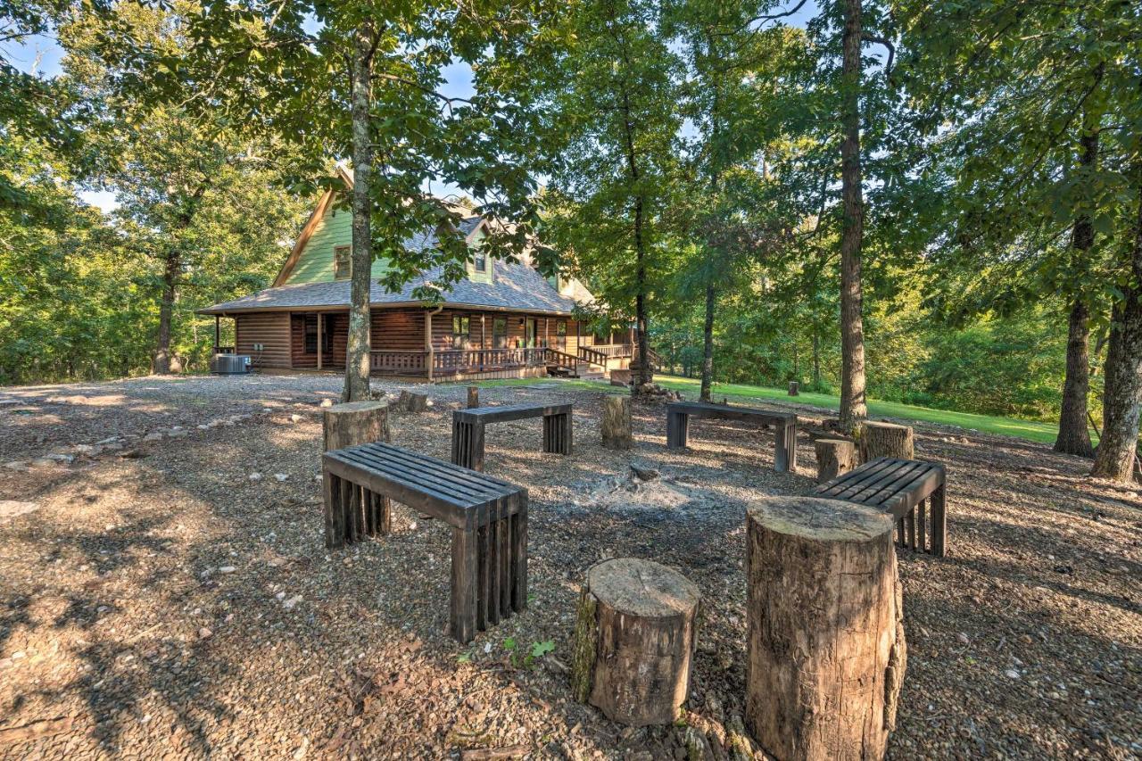 Broken Bow Retreat On 2 Acres With Hot Tub And Deck! Vila Exterior foto