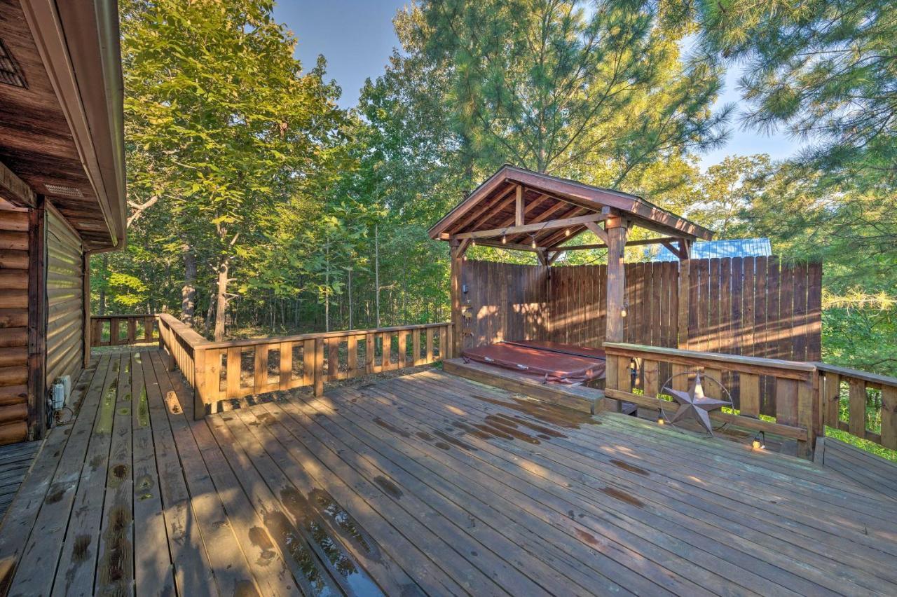 Broken Bow Retreat On 2 Acres With Hot Tub And Deck! Vila Exterior foto